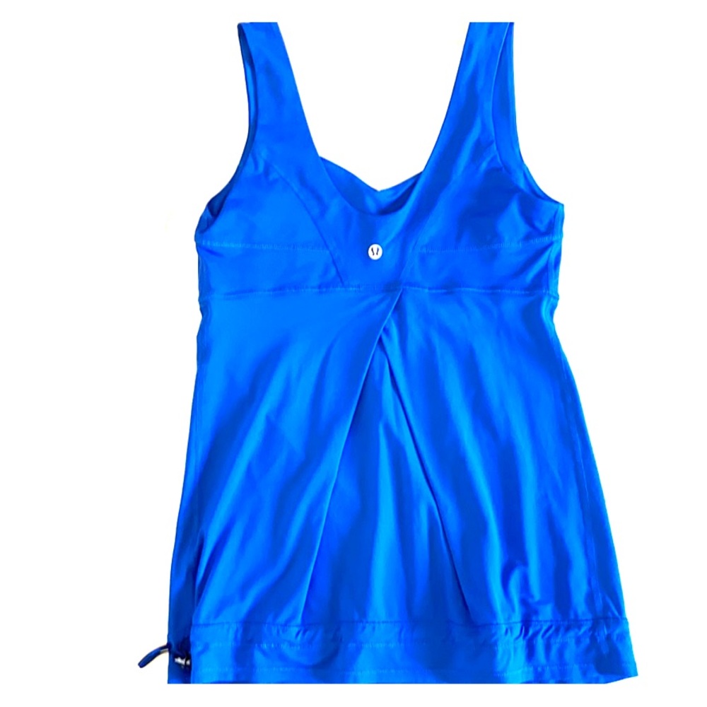 Lululemon tank - size 6 - royal blue